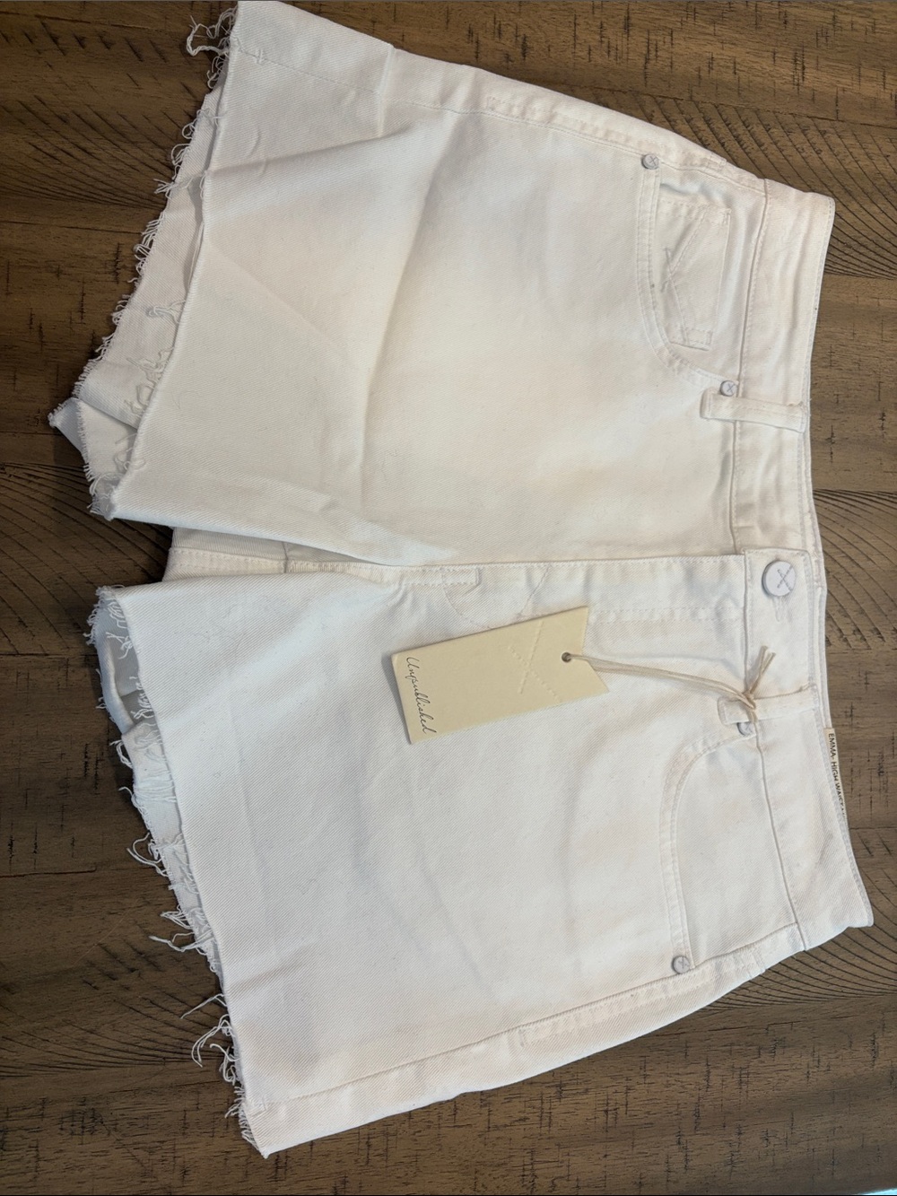 Women's White Frayed Hem Denim Shorts 815